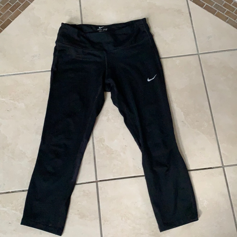 Nike Dri-Fit Capri Black Legging